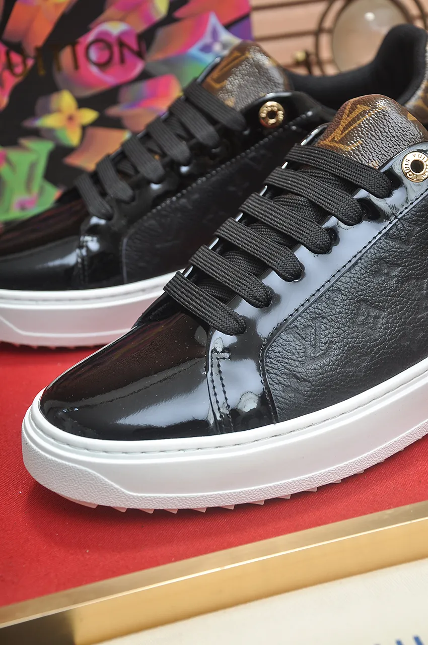 Men's shoes 💰540💶[LOUIS VUITTON] Original order price (water-dyed cowhide lining) new model 🍀LV Louis Vuitton * - top version of LV classic trendy shoes! Made of imported original cowhide, water-dyed cowhide lining, and original wear-resistant rubber outsole! High quality products! Code number 38-45 (45 is custom-made and cannot be returned or exchanged)